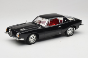 Studebaker Avanti Noir Signature Models 1:18 STUDEBAKER001 Métal