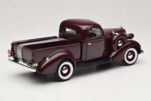 Studebaker Coupe Express Pickup Brun American Mint 1:18 92458-R1 Métal — image 3 sur 8