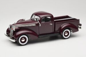 Studebaker Coupe Express Pickup Brun American Mint 1:18 92458-R1 Métal