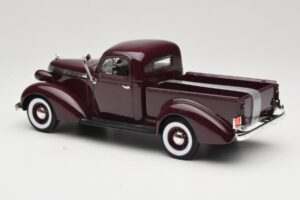 Studebaker Coupe Express Pickup Brun American Mint 1:18 92458-R1 Métal — image 7 sur 8