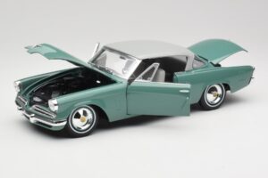 Studebaker Starliner Seafoam Vert & Shasta Blanc Maisto 1:18 31651 Métal — image 7 sur 8