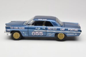 Pontiac Catalina Super Duty Super Stock #655 Bleu 1962 Auto World 1:18 AW201/06 Métal — image 4 sur 8