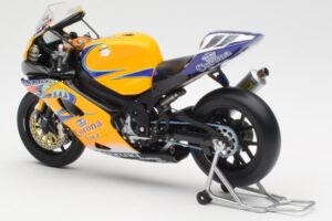 Suzuki GSX-R 1000 Team Alstare Corona Extra T. Corser WSB 2005 Minichamps 1:12 122052211 Métal — image 5 sur 6