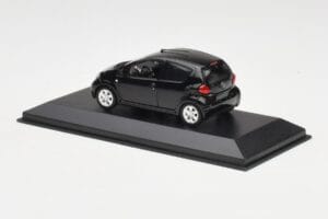 Toyota Aygo AB10 Noir Minichamps 1:43 400166401 Métal — image 3 sur 4