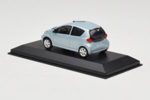 Toyota Aygo Light Blue Metallic Minichamps 1:43 TOYOTA012 Métal — image 3 sur 4