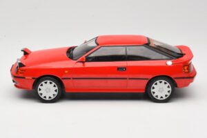 Toyota Celica GT-Four ST165 Rouge IXO 1:18 18CMC001 Métal — image 3 sur 6