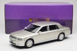 Toyota Century Silver Metallic Kyosho 1:18 KSR18036S Métal — image 6 sur 6