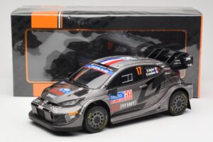 Toyota GR Yaris Rally1 #17 Toyota Gazoo Racing WRT S. Ogier / V. Landais Rally Finland 2024 IXO 1:18 18RMC216 Métal — image 6 sur 6