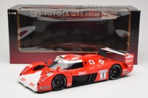 Toyota GT-One TS020 GT1 #1 M. Brundle / E. Collard / V. Sospiri 24 Hours of Le Mans 1999 AUTOart 1:18 89986 Métal — image 6 sur 6