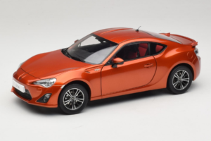 Toyota GT86 Rouge Century Dragon 1:18 CD01 Métal