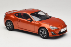 Toyota GT86 Rouge Century Dragon 1:18 CD01 Métal — image 6 sur 8