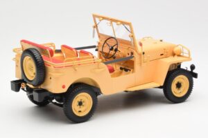 Toyota Land Cruiser BJ Beige Kyosho 1:18 08959BE Métal — image 3 sur 8