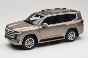 Toyota Land Cruiser LC300 ZX Or LCD 1:18 LCD18013-ZX-GO Métal