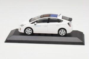 Toyota Prius XW30 Super Blanc Minichamps 1:43 PRIUS001 Métal