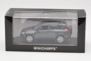 Toyota RAV4 XA30 Gris Minichamps 1:43 TOYOTA002 Métal — image 4 sur 4