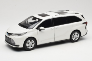 Toyota Sienna XL30 Blanc OEM 1:18 TOYOTA013 Métal