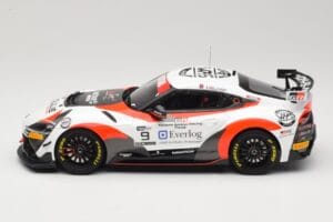 Toyota Supra A90 GT4 #9 E. Cheli / E. Joulie FFSA GT4 France 2020 Otto 1:18 OT1122 Résine — image 3 sur 6