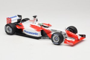 Toyota TF102 #25 A. McNish Panasonic Toyota Racing Showcar 2002 Minichamps 1:18 103020075 Métal — image 4 sur 6