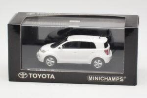 Toyota Urban Cruiser Blanc Minichamps 1:43 400166960 Métal — image 2 sur 3