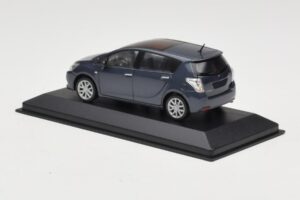 Toyota Verso Grey Metallic Minichamps 1:43 TOYOTA011 Métal — image 3 sur 4