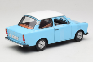 Trabant 601 Deluxe Bleu Blanc Sun Star 1:18 4286 Métal — image 2 sur 6