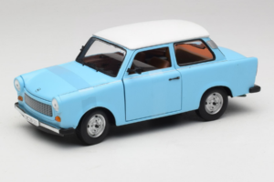 Trabant 601 Deluxe Bleu Blanc Sun Star 1:18 4286 Métal