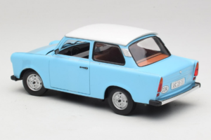 Trabant 601 Deluxe Bleu Blanc Sun Star 1:18 4286 Métal — image 5 sur 6