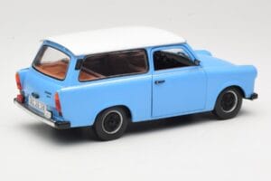 Trabant 601 Break Bleu Sun Star 1:18 4272 Métal — image 3 sur 8