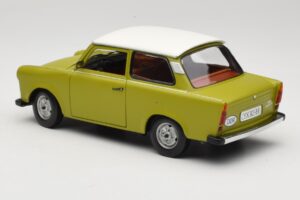 Trabant 601 Vert Sun Star 1:18 4289 Métal — image 7 sur 8