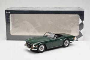 Triumph TR6 PI Vert Foncé Minichamps 1:18 155132030 Métal — image 6 sur 6