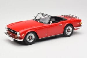Triumph TR6 PI Rouge Minichamps 1:18 155132031 Métal
