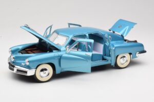 Tucker Torpedo Bleu Road Signature 1:18 92268 Métal — image 2 sur 8