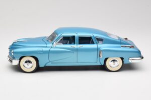 Tucker Torpedo Bleu Road Signature 1:18 92268 Métal — image 4 sur 8