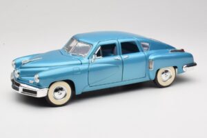Tucker Torpedo Bleu Road Signature 1:18 92268 Métal
