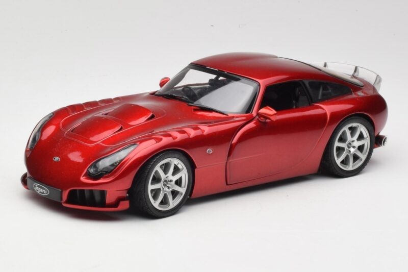 TVR Sagaris Rouge Revell 1:18 08816 Métal