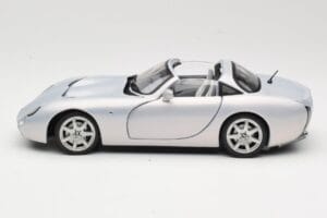 TVR Tuscan Mk2 Argent Sun Star 1:18 4462 Métal — image 4 sur 8