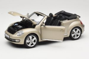 Volkswagen Beetle A5 Cabriolet Gris Kyosho 1:18 5C3099302P7W Métal — image 2 sur 8