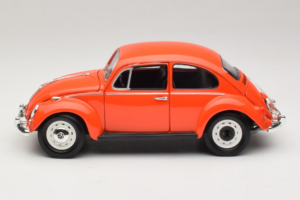 Volkswagen Beetle Orange Gremlins Movie Greenlight 1:18 12985 Métal — image 4 sur 8