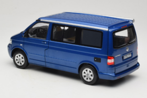 Volkswagen California T4 Ravenna Blue Metallic Norev 1:18 188607 Métal — image 7 sur 8