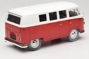 Volkswagen Combi T1 Rouge & Blanc Solido 1:18 8031 Métal — image 3 sur 8