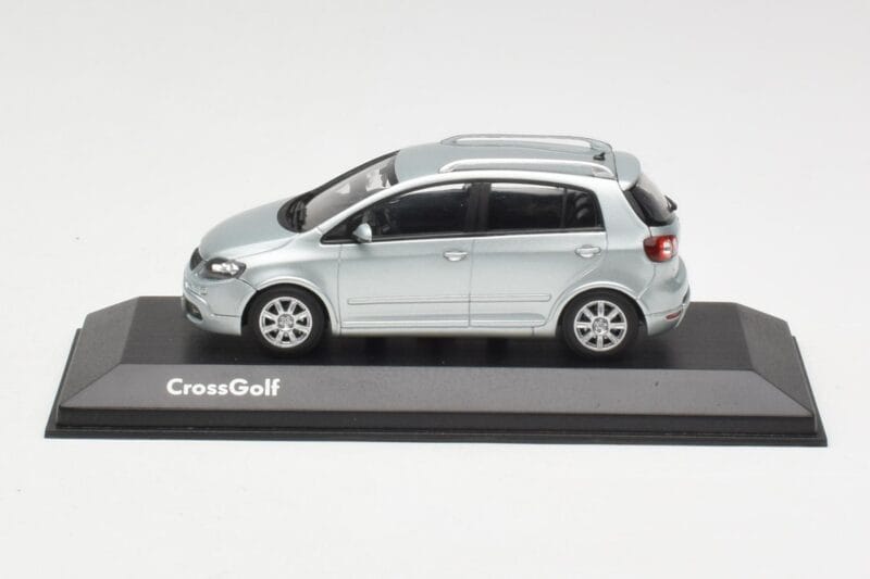 Volkswagen Cross Golf Mk5 Argent Minichamps 1:43 400054370 Métal
