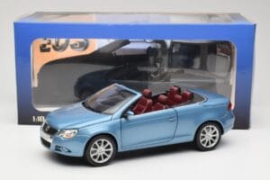 Volkswagen Eos Bleu Norev 1:18 188422 Métal — image 8 sur 8