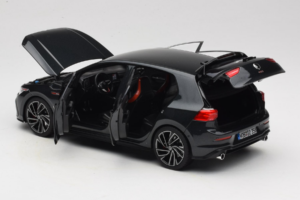 Volkswagen Golf GTI Mk8 Noir Metallic Norev 1:18 188591 Métal — image 5 sur 8