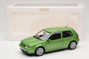Volkswagen Golf GTI Mk4 Vert Metallic Norev 1:18 188571 Métal — image 8 sur 8
