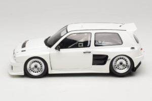 Volkswagen Golf Mk3 Khyzyl Saleem Blanc Otto 1:18 OT1110 Résine — image 3 sur 6