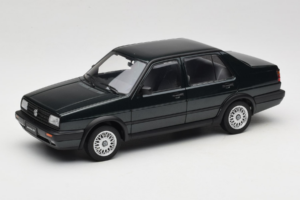 Volkswagen Jetta Mk3 CL Noir Icartime 1:18 JETTA001 Métal