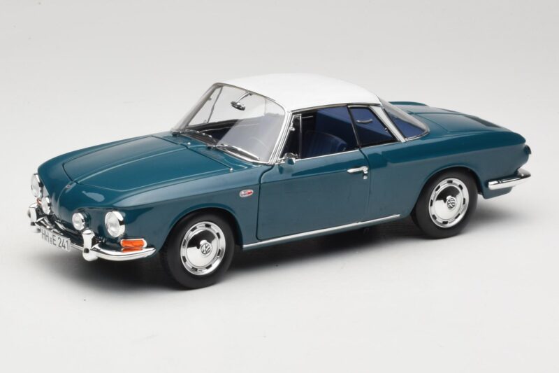 Volkswagen Karmann Ghia Type 34 1500 Sea Blue Norev 1:18 188646 Métal