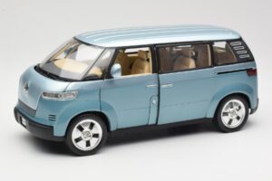 Volkswagen Microbus Concept Vert Clair Revell 1:18 08444 Métal