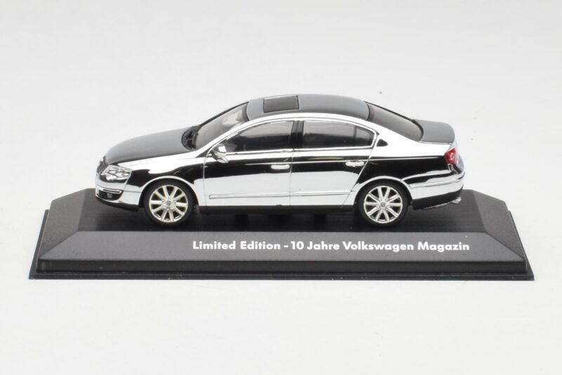 Volkswagen Passat B6 Chrome Silver 10 Years Volkswagen Magazine Minichamps 1:43 PASSAT004 Métal