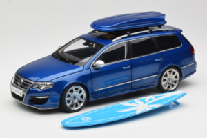 Volkswagen Passat B6 R36 Variant Bleu NZG 1:18 KF044 Métal
